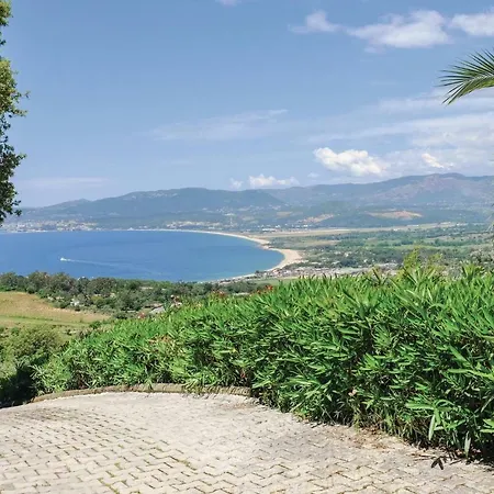 Three-bedroom Holiday In Porticcio Ferienhaus