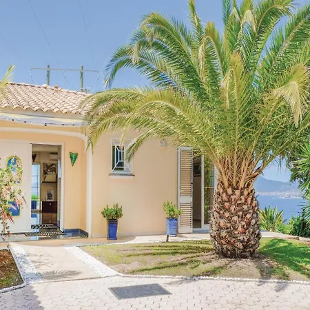 Three-bedroom Holiday In Porticcio Tatil Evi