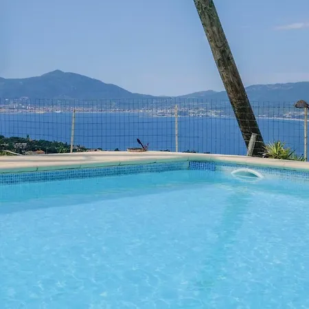 Three-bedroom Holiday In Porticcio * Porticcio (Corsica)