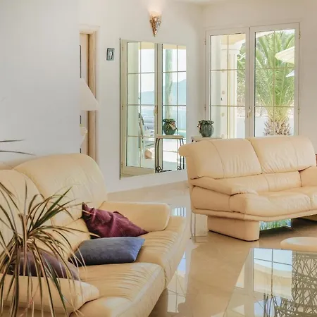Tatil Evi Three-bedroom Holiday In Porticcio Porticcio (Corsica)